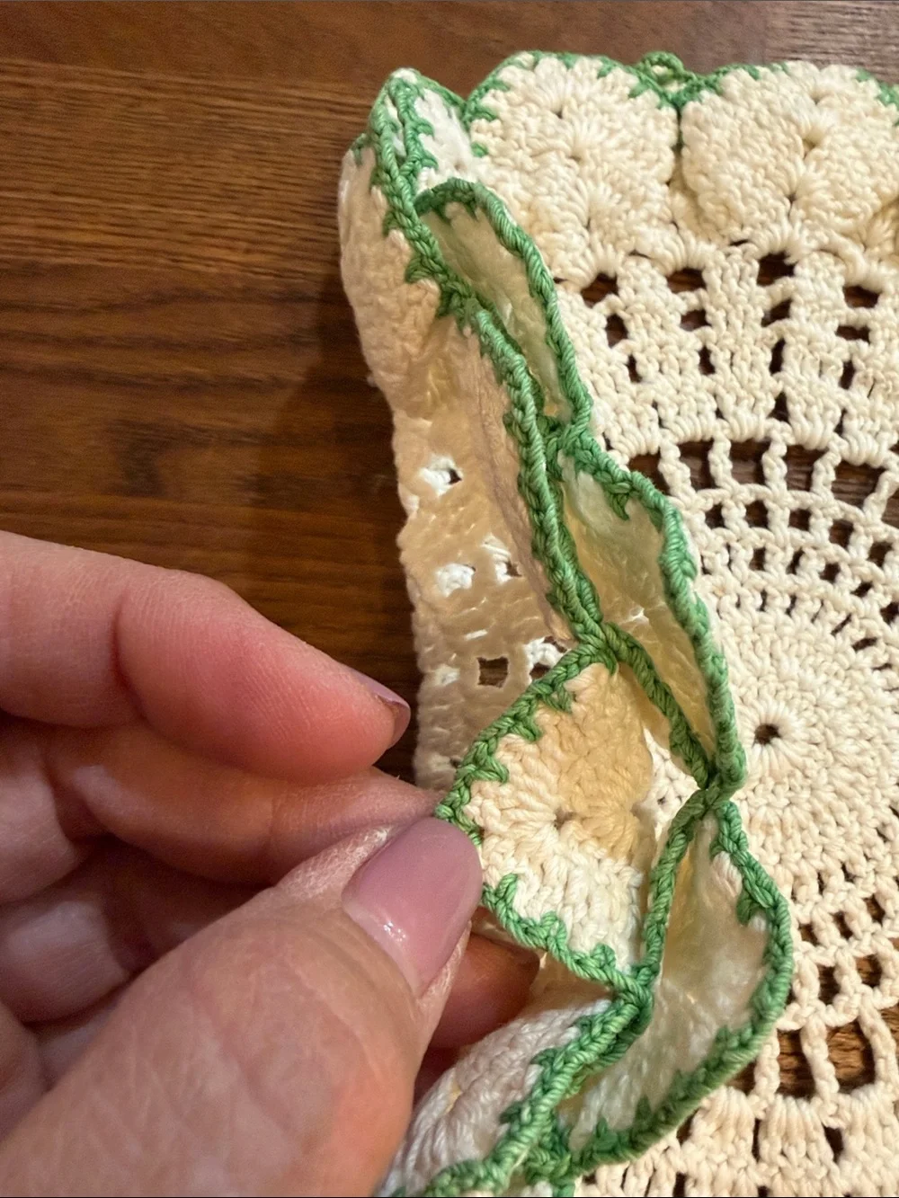 Source Unknown White & Green Crochet Doily Set - 2 Piece